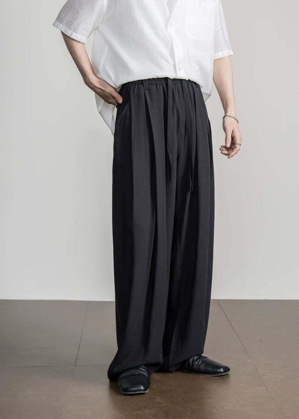 Drape Lyocell Tuck Pants  #FS058