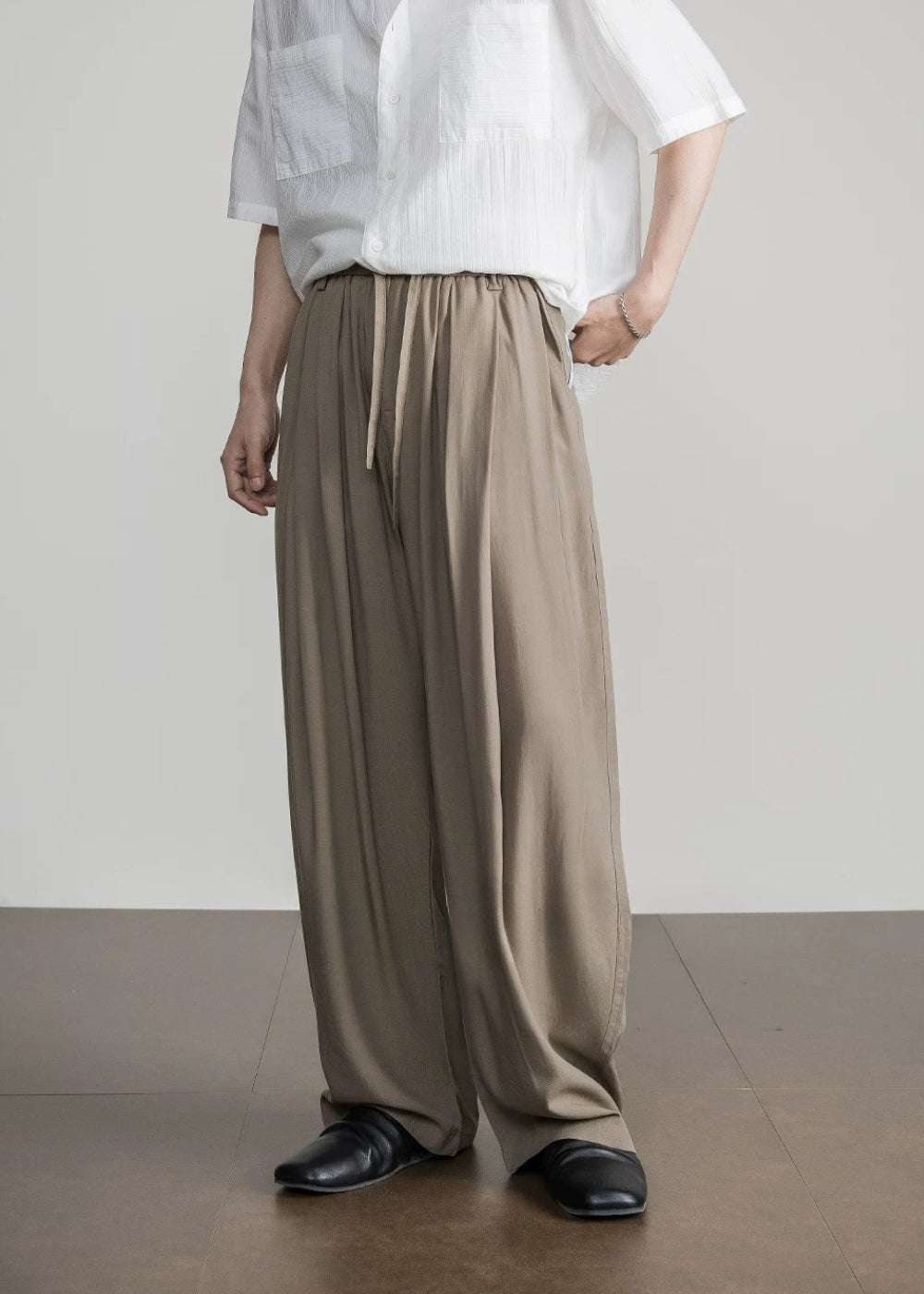 Drape Lyocell Tuck Pants  #FS058